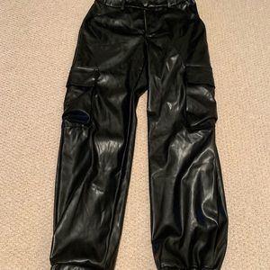 🚨ClearOut🚨SHEIN faux leather cargo pants